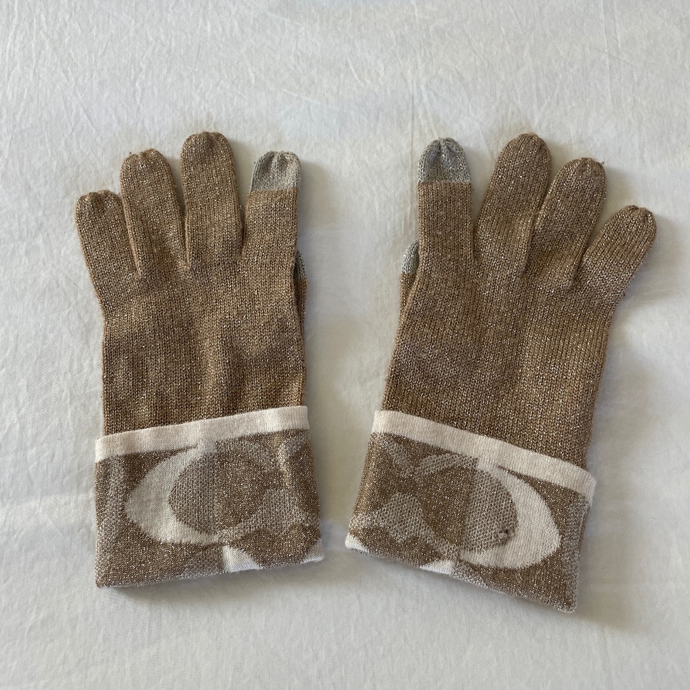 Coach Gloves